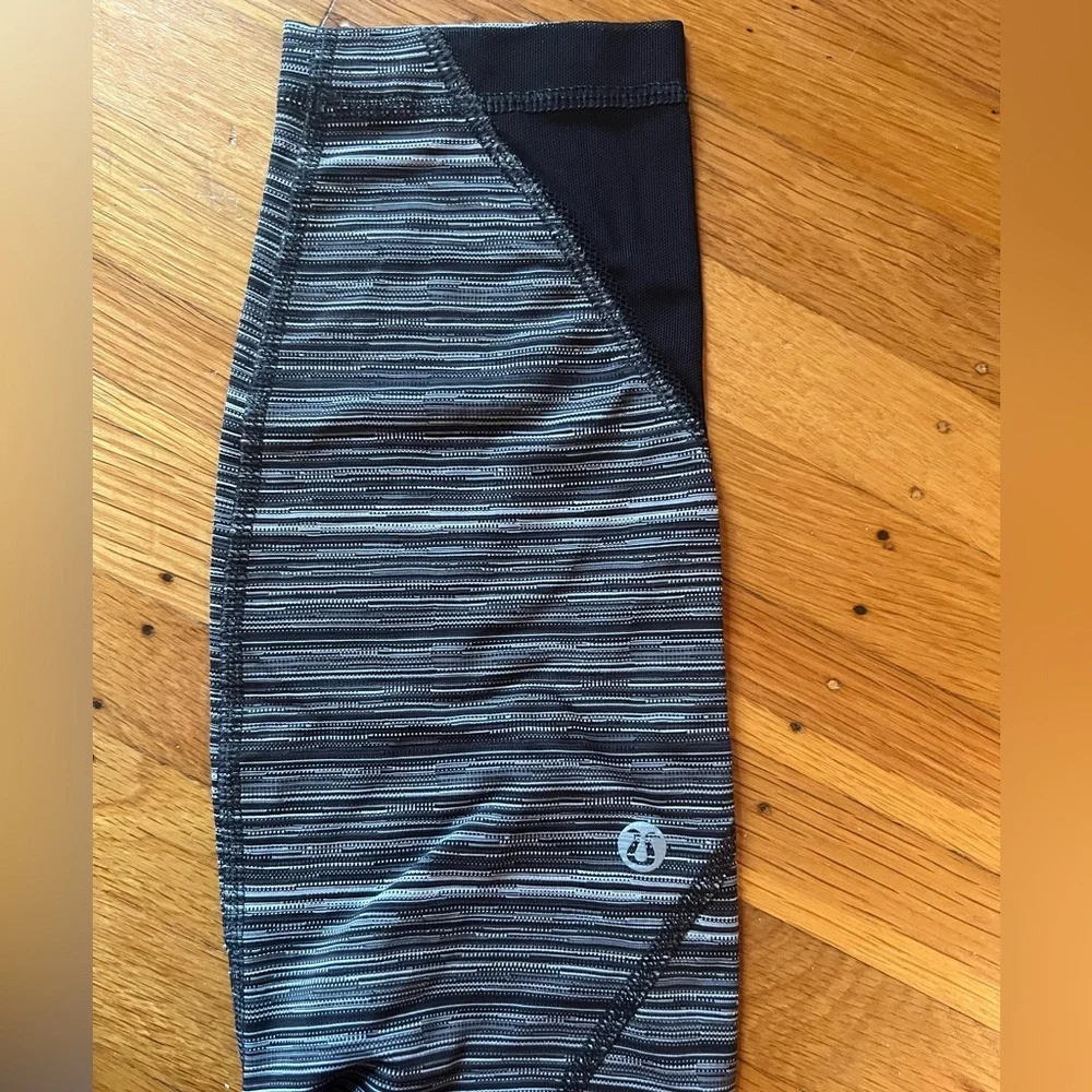 Lululemon Luxtreme Run Inspire Tight - Picture 4 of 5